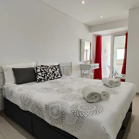 Albufeira, Modern Sea View 33 Apartament *